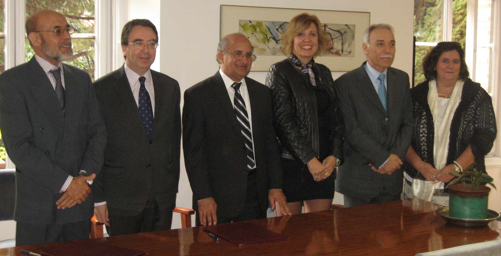 Fernando Galván y Madani A. Dakhil