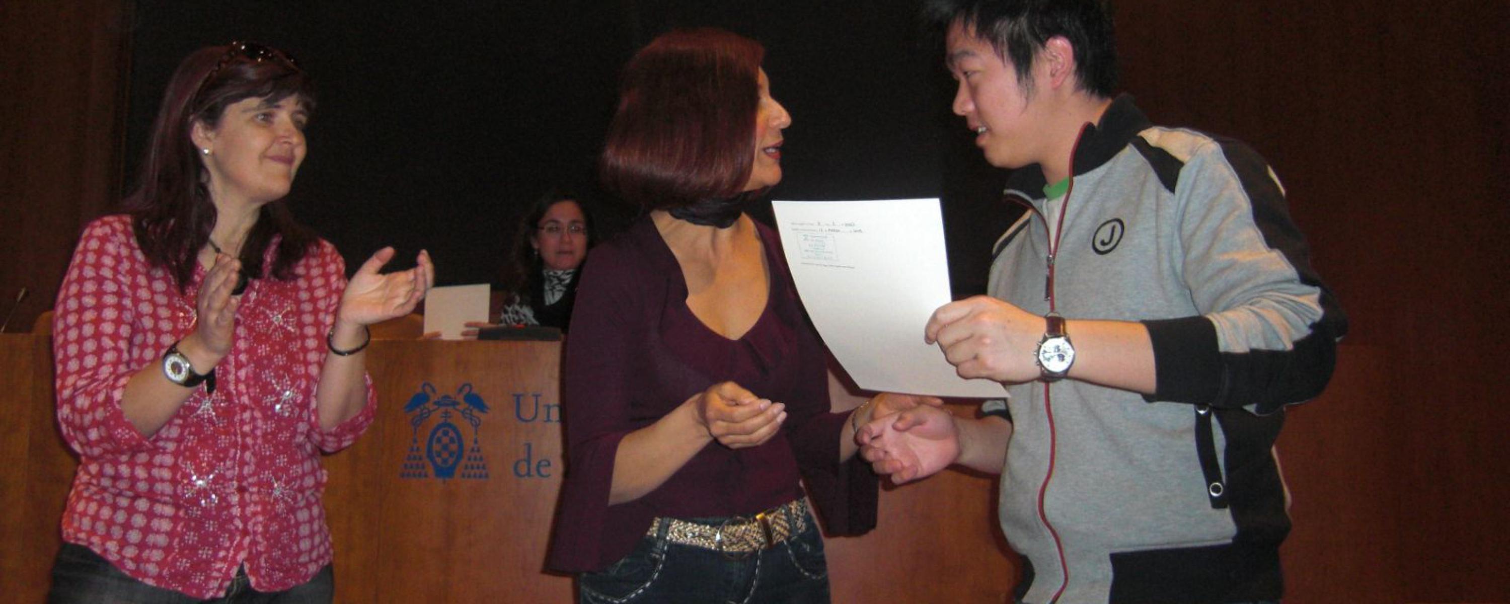 Entrega de diplomas (invierno 2009)