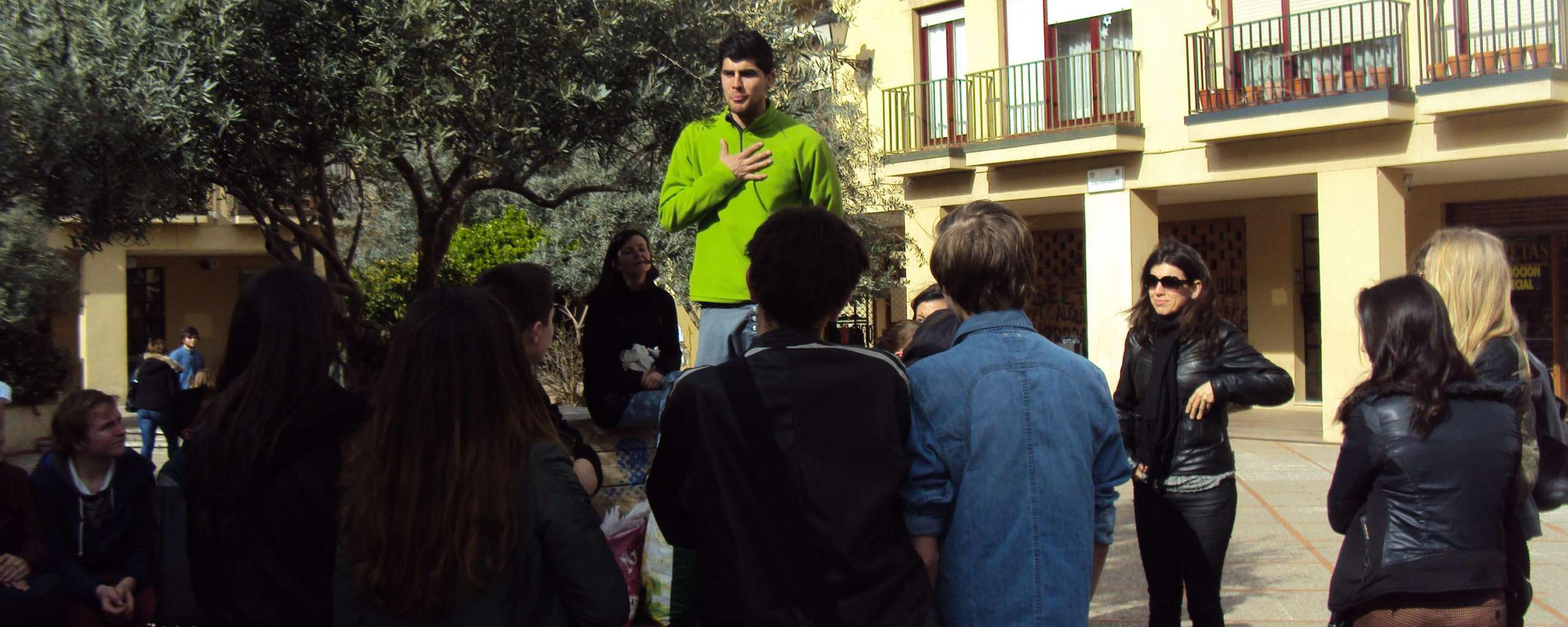 Spring 2013 - International School Hilversum