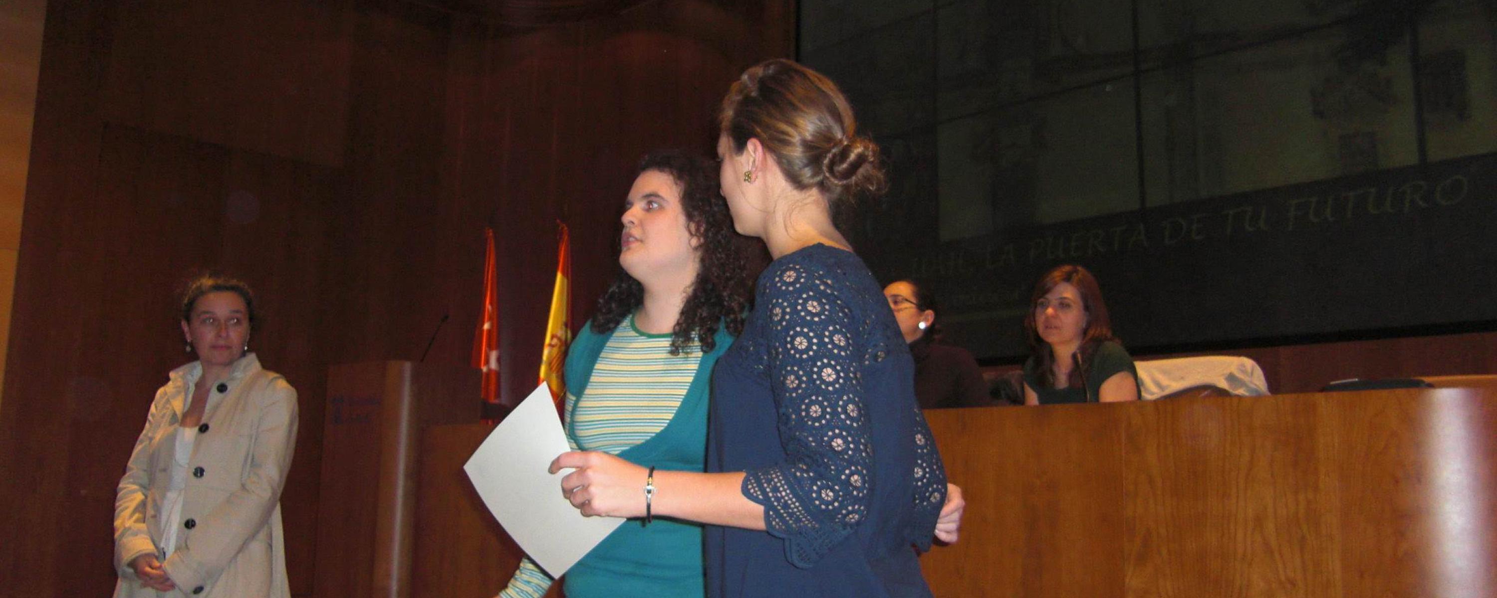 Estudiantes en la entrega de diplomas (invierno 2010)