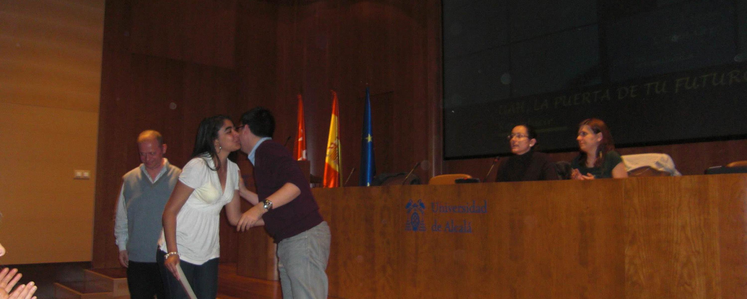 Estudiantes en la entrega de diplomas (invierno 2010)