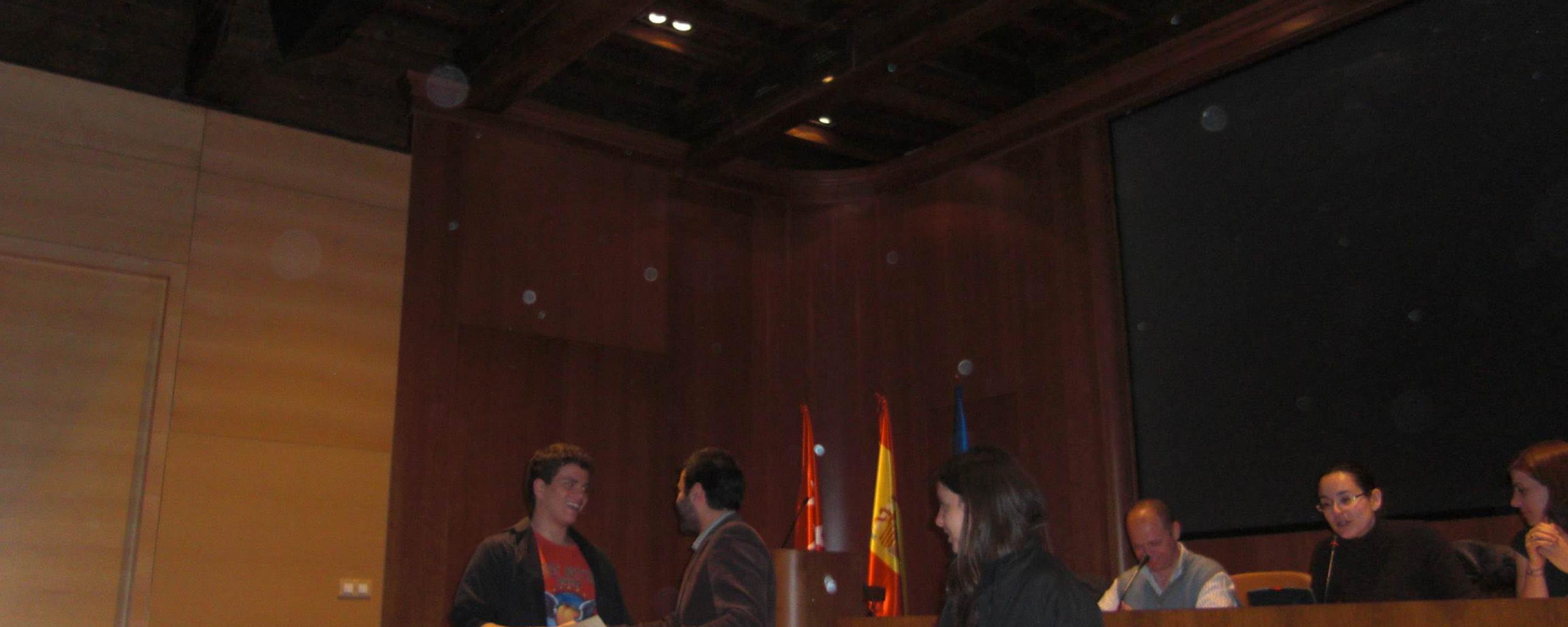 Estudiantes en la entrega de diplomas (invierno 2010)