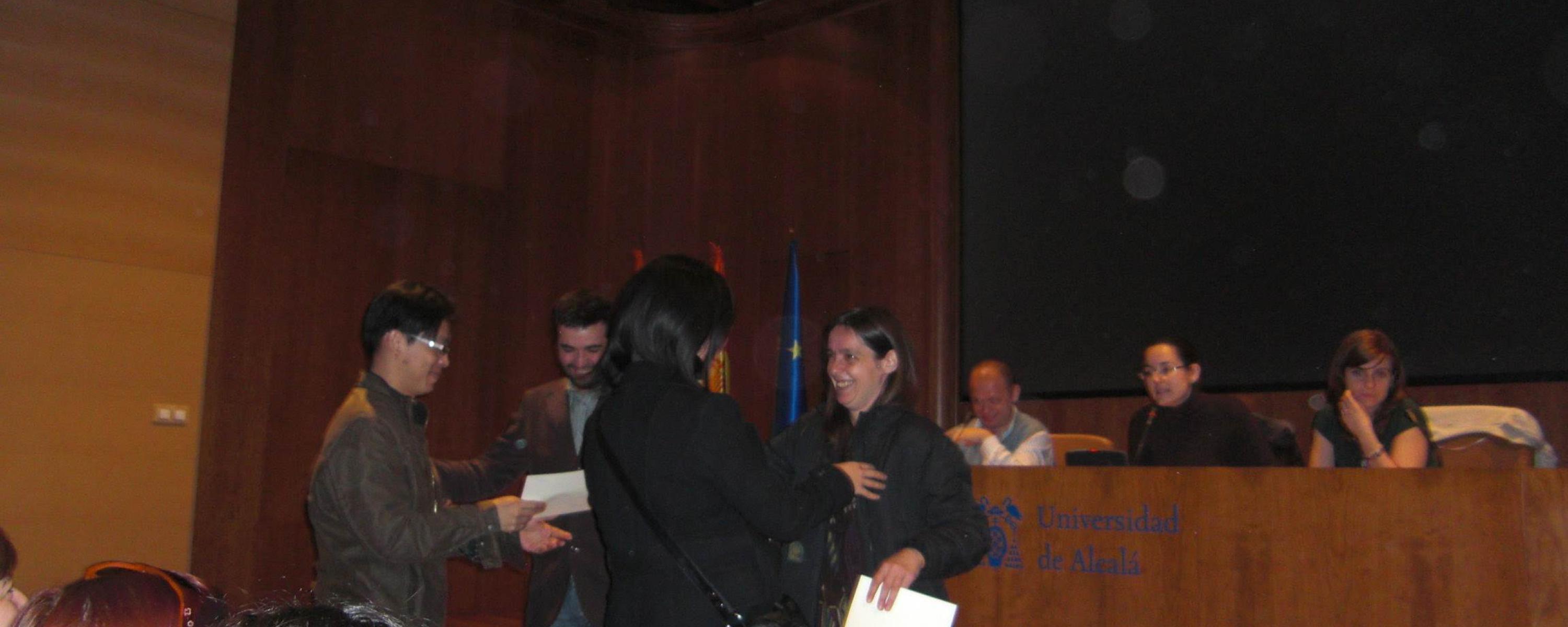Estudiantes en la entrega de diplomas (invierno 2010)