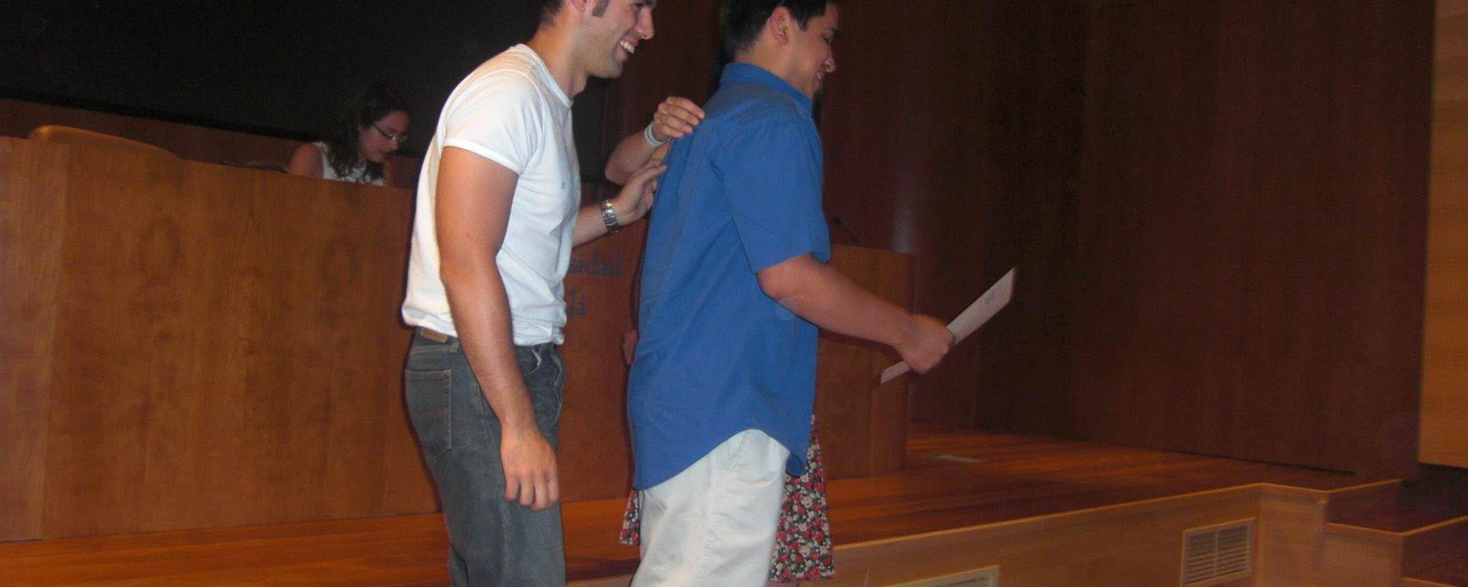 Entrega de diplomas (junio 2009)