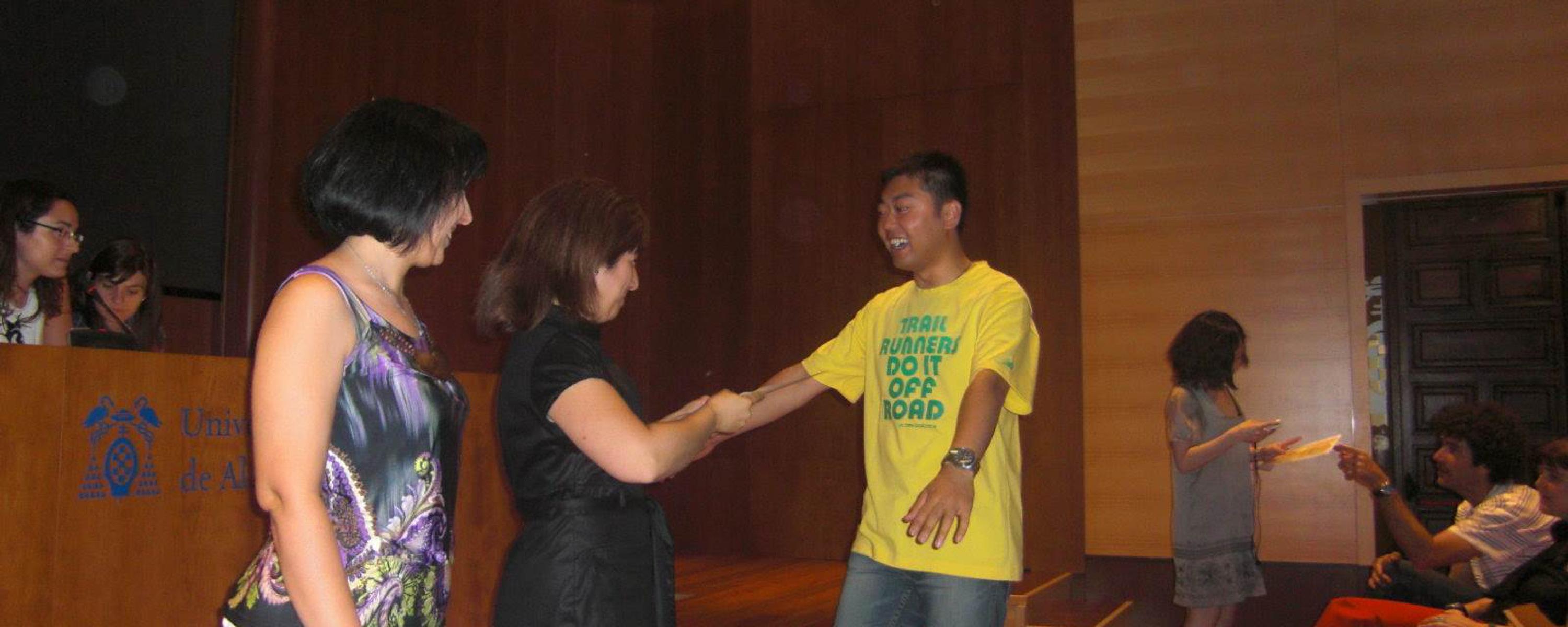 Entrega de diplomas (junio 2009)